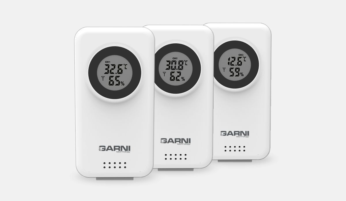 Temperature and relative humidity data from up to 3 locations GARNI 560 EASY II